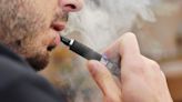 Riesgos del tabaco y cigarrillos electrónicos en salud bucal: Disminuyen la percepción de sabor y más