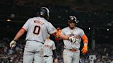 Estrada's huge homer caps Giants' dramatic win vs. Cubs