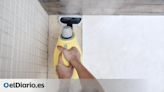 Suciedad incrustada en azulejos y mamparas: cómo hacer una limpieza de baño a fondo