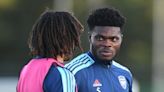 Arsenal boss Mikel Arteta offers Mohamed Elneny and Thomas Partey injury update before Manchester United trip