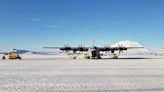 美LC-130「滑雪鳥」運輸機 支援南極科研