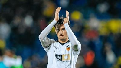 El posible once titular del Valencia CF ante el Barcelona: una duda y varias alternativas ofensivas