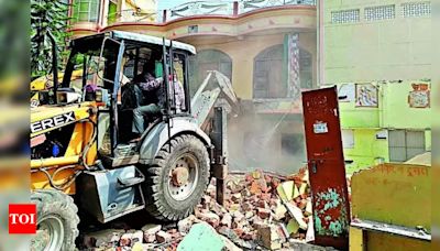 House of murder accused demolished in TT Ngr | Bhopal News - Times of India