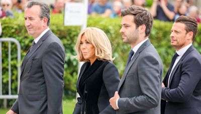 Obsèques de Françoise Hardy : ce moment dérangeant à l’arrivée de Brigitte Macron qui était passé inaperçu