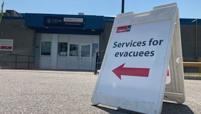 Nearly 1,400 Jasper wildfire evacuees registered in Calgary; reception centre hours changing