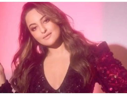 Sonakshi Sinha shares a sneak peek into her bachelorette party: 'Girls made me play dress up and dance all night!' - See photos | - Times of India