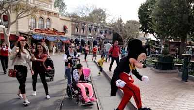 Disneyland character and parade performers in California vote to join labor union