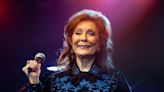 Country music legend Loretta Lynn dies at 90