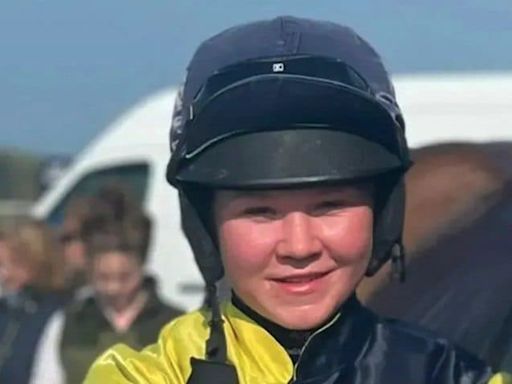 Amateur jockey Alice Procter has surgery on spinal fracture after fall