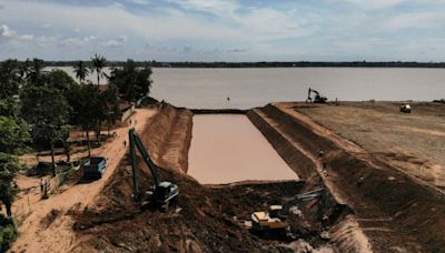 Cambodia looks to 'breathe' with controversial new canal