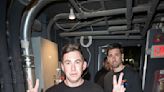 "Impossible de jouer": le DJ Hardwell stoppe son show et jette son casque en festival après des soucis techniques