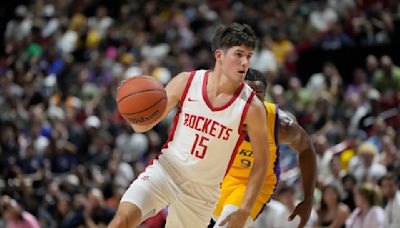 Rockets’ Reed Sheppard put on a show in Las Vegas Summer League debut