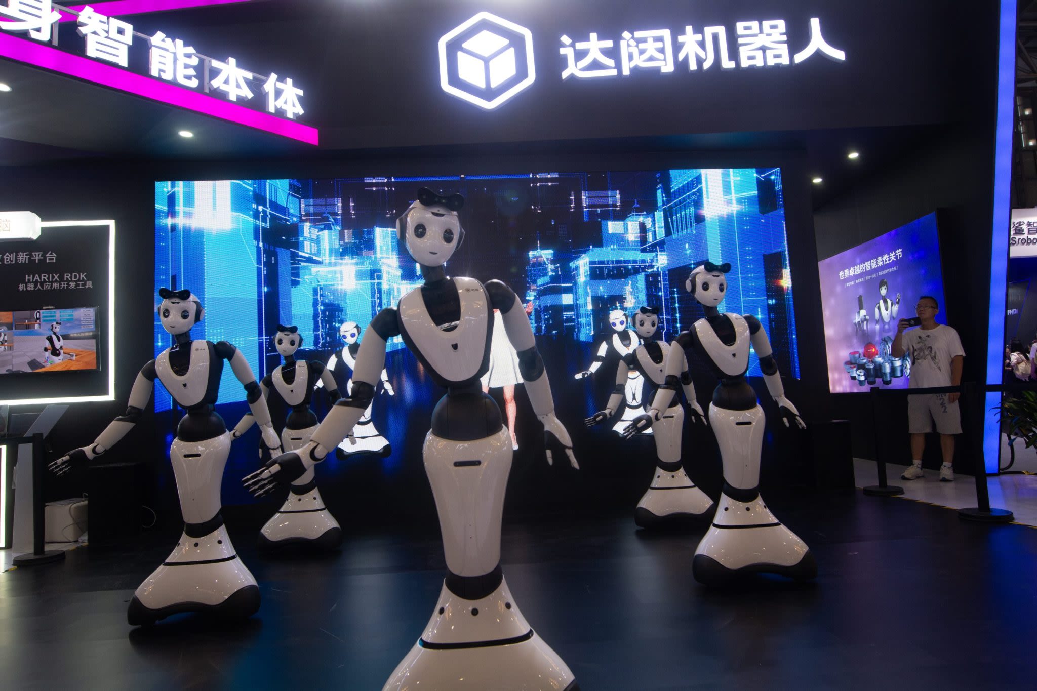 A trip to Shanghai’s AI mega-conference showed me that China’s developers are still playing catch-up to Silicon Valley