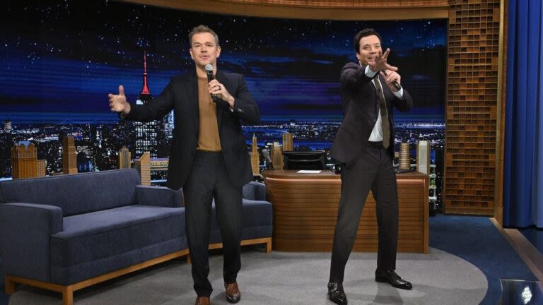 Watch: Matt Damon sings “Sweet Caroline” with Jimmy Fallon during Tonight Show appearance