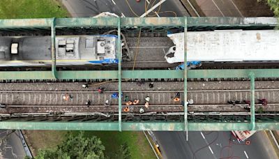 Chocaron dos trenes en Palermo: trasladaron a 55 heridos y en total asistieron a más de 90 personas