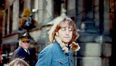 John Lennon's trademark sunglasses to sell for huge sum at auction