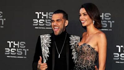 Joana Sanz felicita a Dani Alves con una impactante fotografía: "Feliz vuelta al sol. Te amo"