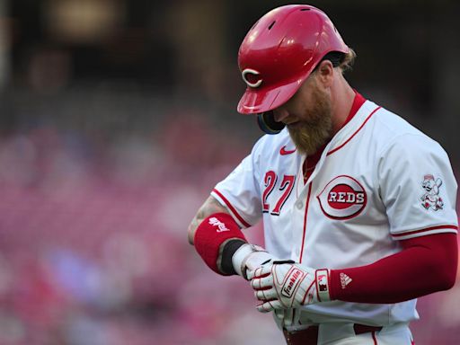 In Reds win, David Bell has dugout outburst after another player hit: 'At some point, that's enough'