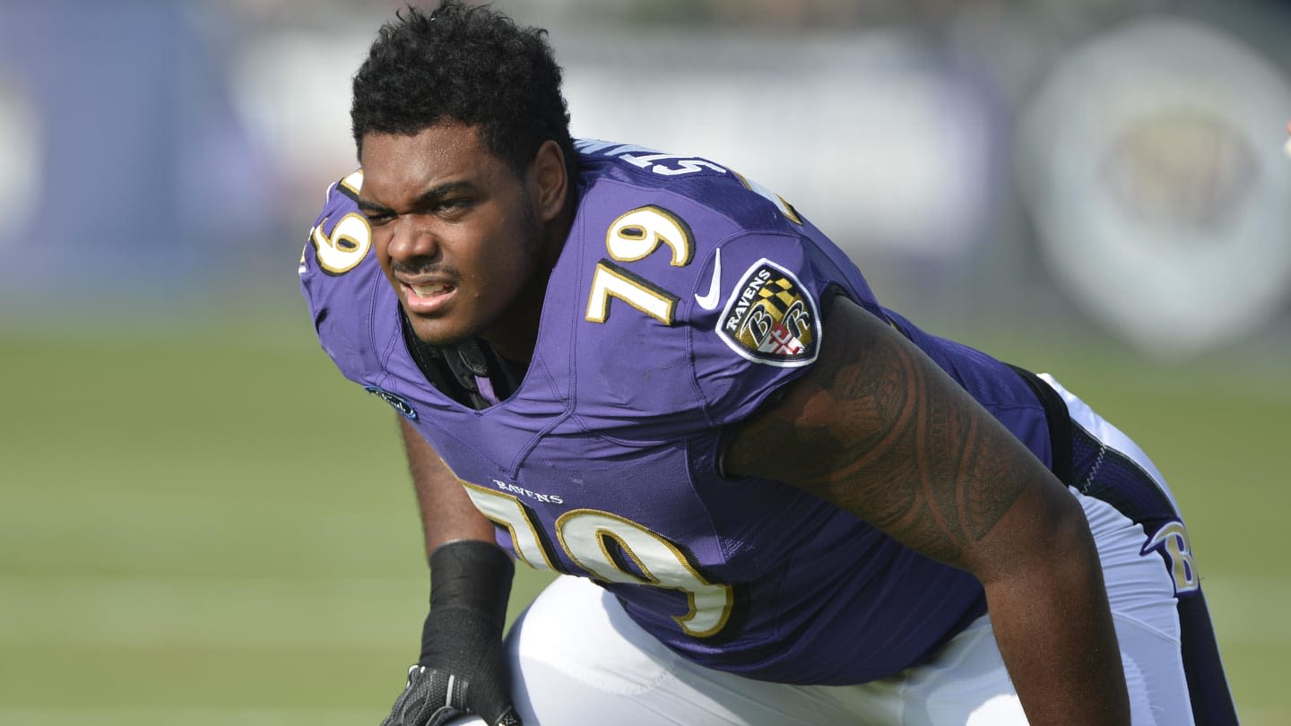 Ravens' Ronnie Stanley Drops to Bottom Half of NFL