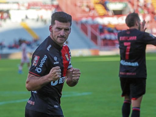 Bernardo Cuesta califica de positivo la campaña que realiza el FBC Melgar en la Liga 1