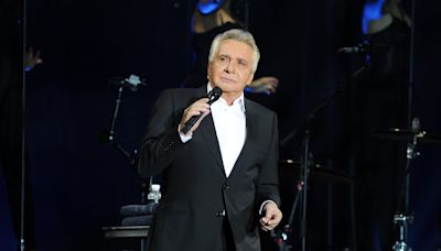 Michel Sardou : le chanteur se lâche totalement avant les législatives, “arrêtez de faire chier”