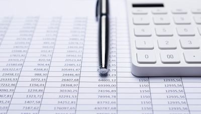 Survey identifies worsening cashflow for accountants and financial advisers