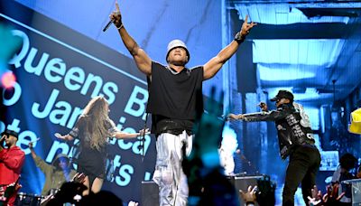 LL Cool J Leads Def Jam Salute With Greatest Hits Set at VMAs