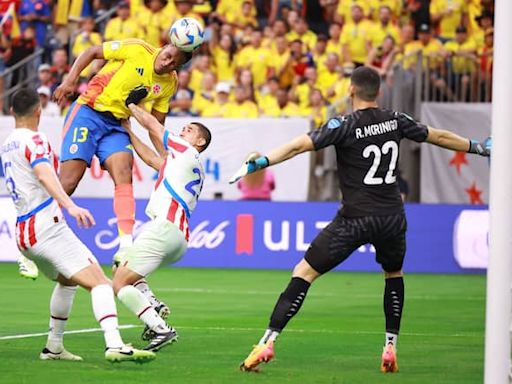 Revelan los audios del VAR del penal anulado a Yerry Mina en la Copa América