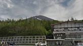 日本富士山管制登山客人數 設置閘門7/1啟用