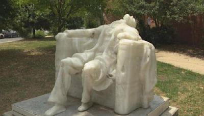 Abraham Lincoln wax statue melts into a meme as Washington temperatures near triple digits