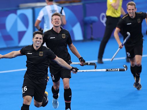 Juegos Olímpicos: la reacción de Cachito Vigil tras el festejo de gol de Gonzalo Peillat contra la Argentina