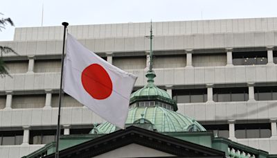 日圓一度失守161 日本撤換外滙事務官