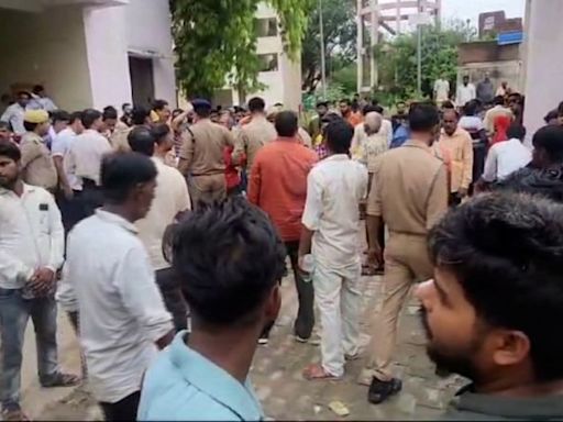 At least 116 people, almost all women, killed in crush at religious event in India