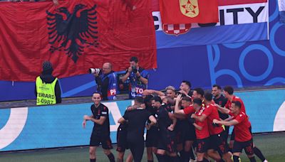 2-2. Croacia olisquea el final de una era