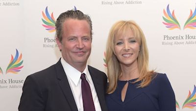 Lisa Kudrow says she’s rewatching Friends to remember Matthew Perry