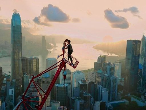 Stream It Or Skip It: ‘Skywalkers: A Love Story’ on Netflix, a documentary about a death-defying couple