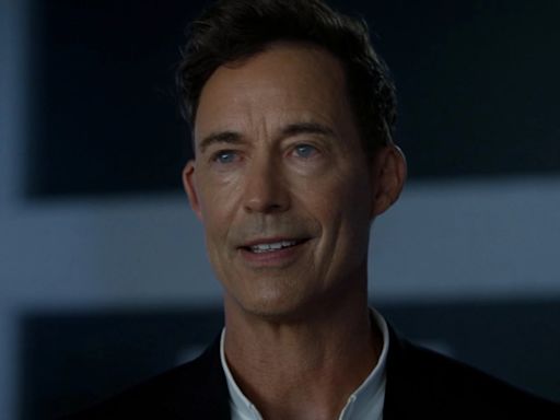 ...Tom Cavanagh Isn't Bringing A Flash Villain Back For Superman And Lois Season 4, But His Latest DC Role Still...