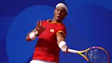 Nadal consigue una laboriosa victoria y se cita con Djokovic en la segunda ronda en París