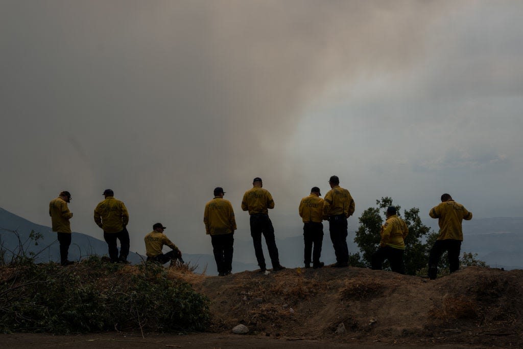 California's Line Fire smoke degrades air quality to 'very unhealthy,' sends thousands fleeing flames