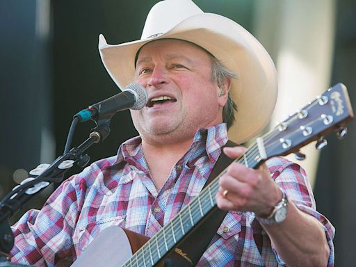 Country Music Legend Mark Chesnutt Recovering After Undergoing Emergency Heart Surgery