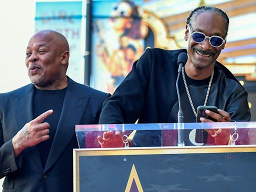 Snoop Dogg and Dr. Dre lend their names, and their cocktail, to college football — really