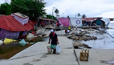 Acapulco: Atrapan a uno de los 40 cocodrilos que escaparon de Barra Vieja; turismo sigue en pausa