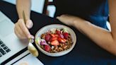 Um mau pequeno-almoço tem repercussões negativas no estudo, tal como não comer nada de manhã, indica investigação