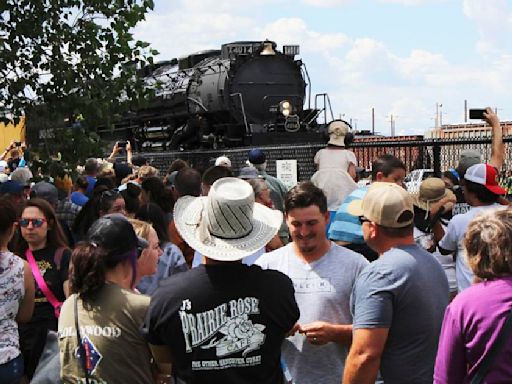 Union Pacific's last operating Big Boy locomotive makes a whistle-stop in Laramie