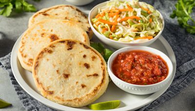 Pupusas Are The El Salvadorian Dish Everyone Should Try Once