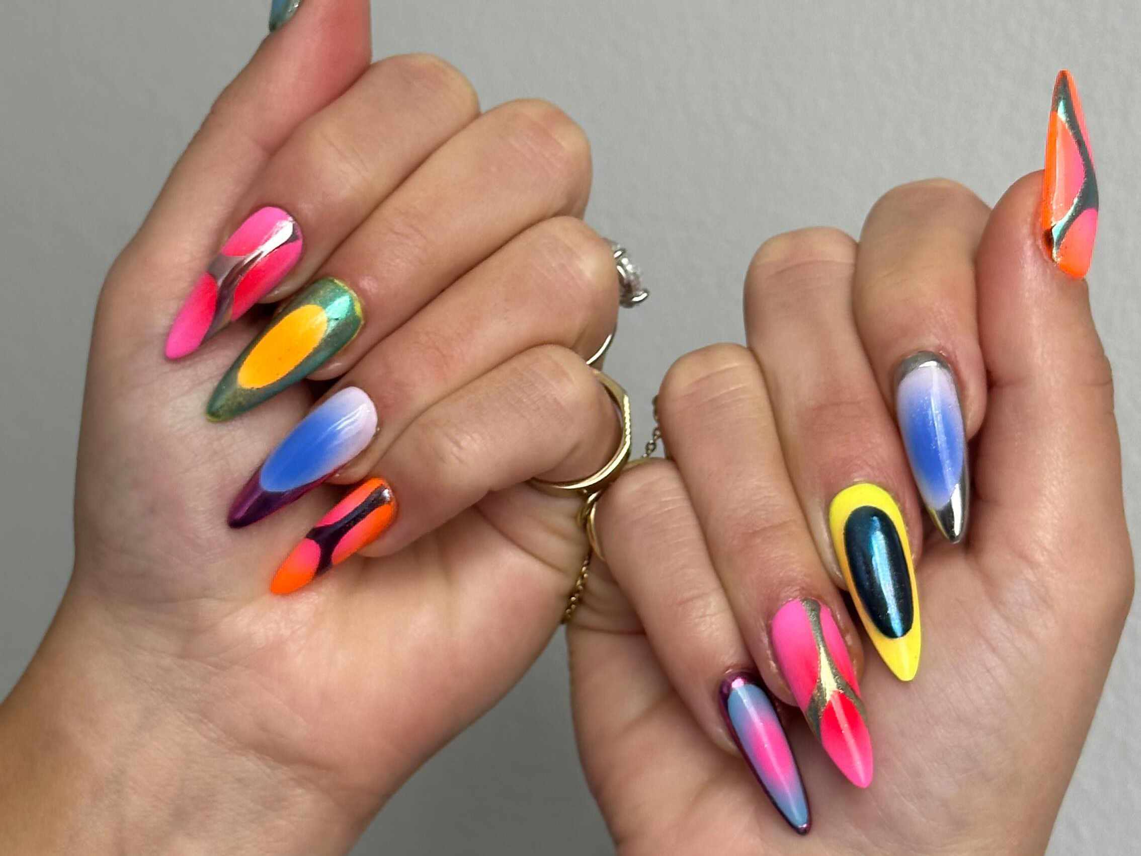 20 July Nail Ideas for a Hot Summer Mani