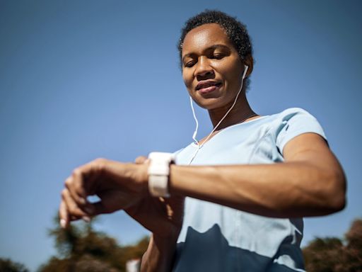 Your Apple Watch or Fitbit may be a breeding ground for E. coli and staph bacteria. Here’s how to clean your fitness tracker