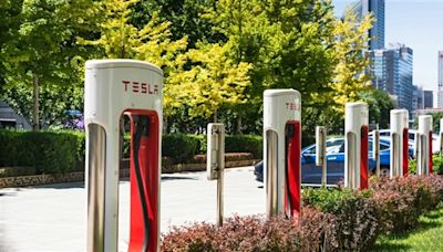 傳特斯拉(TSLA.US)上海工廠大幅削減Model Y產量 中國市場份額受挫