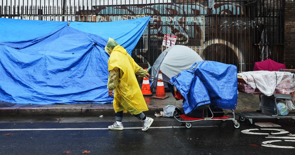 Karen Bass aims to reverse L.A.'s — and the nation's — decadeslong struggle with homelessness