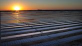 Grandes usinas solares no Brasil igualam potência instalada da hidrelétrica de Itaipu